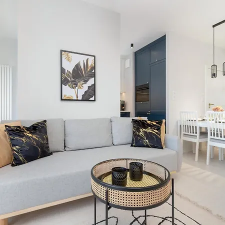 Apartman Modern White In With Balcony And Access To Gym By Renters